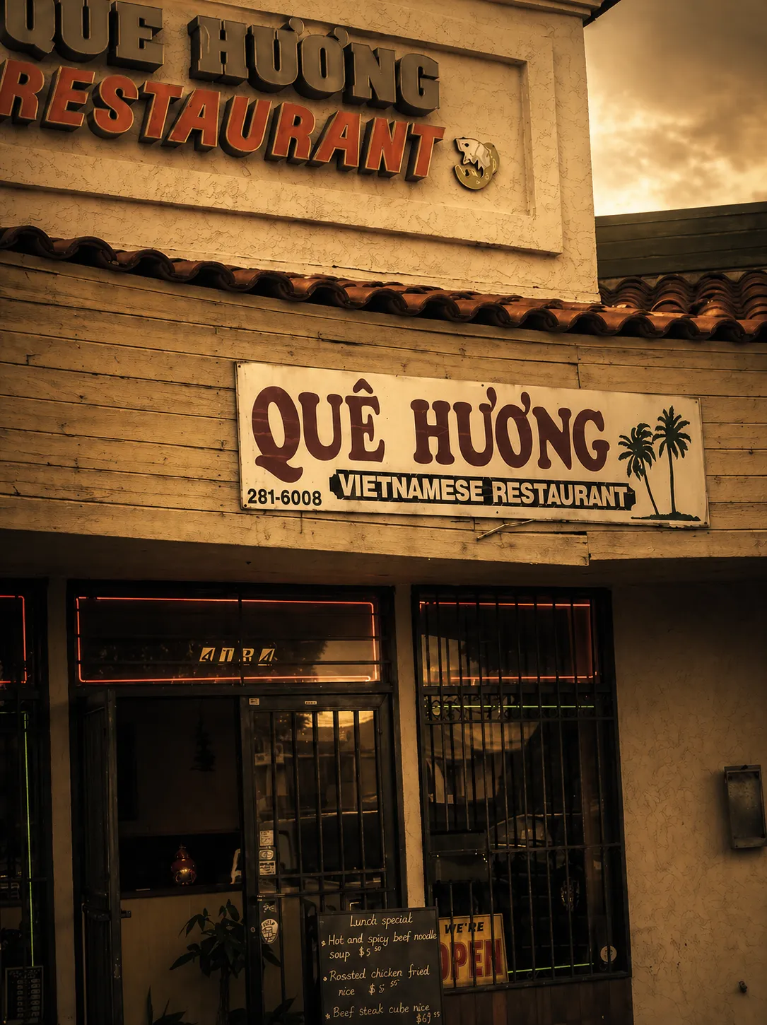 Que Huong Seafood Restaurant, City Heights, San Diego